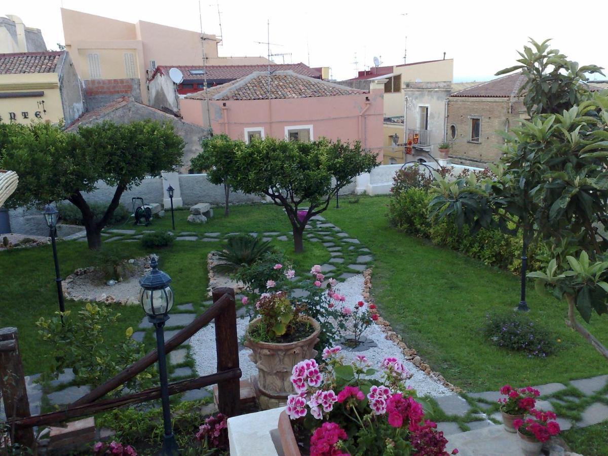 L'Antico Borgo Bed and Breakfast Milazzo Eksteriør billede