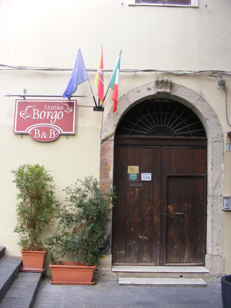 L'Antico Borgo Bed and Breakfast Milazzo Eksteriør billede